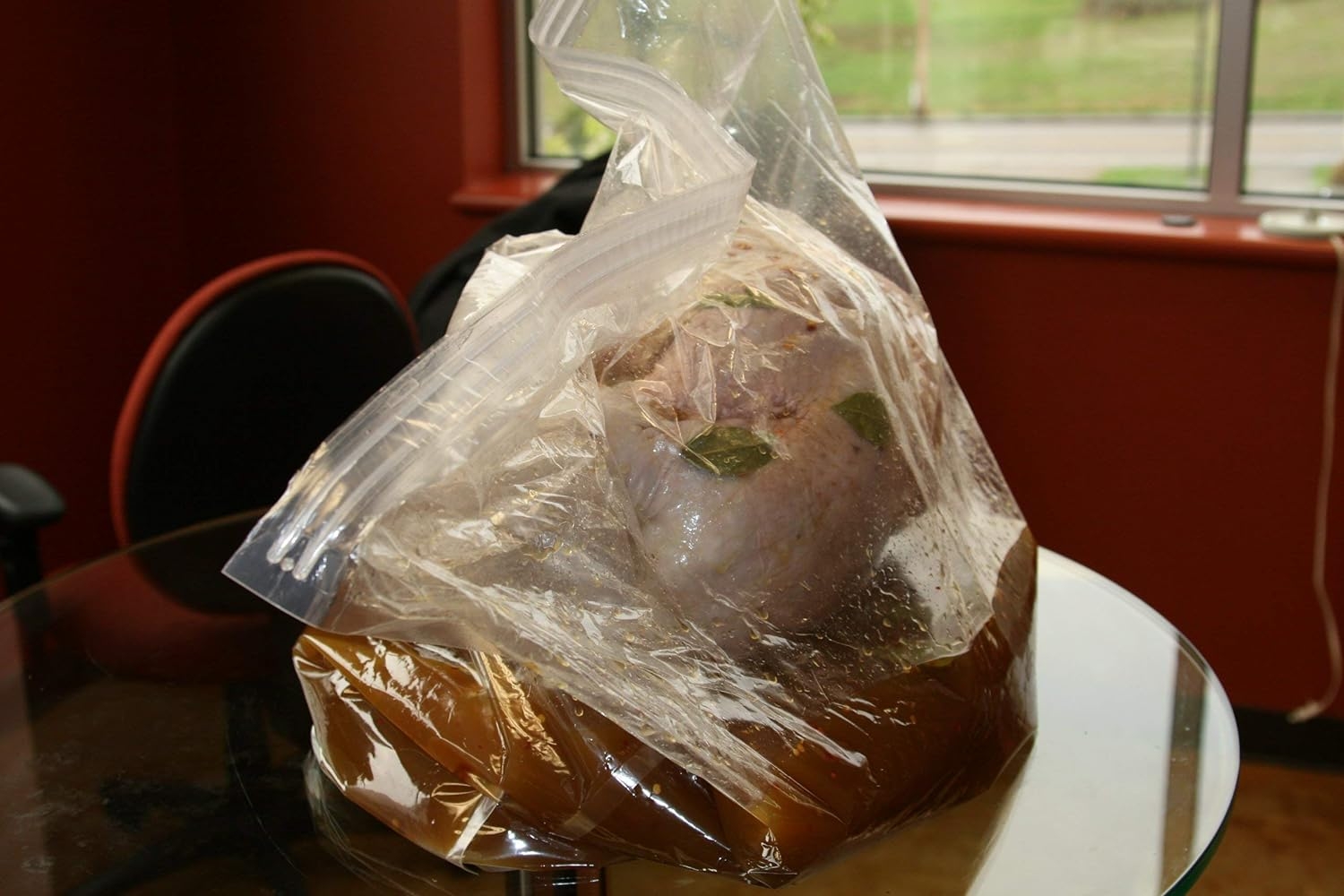New and Improved Liquid Solution Turkey Brining Bags - No BPA - Heavier Duty Materials - Thicker Seams - Gusseted Bottom - Double Track Zippers - Extra Large - Set of 2, 21.5 x 25.5 in Each